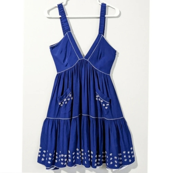 Alice McCall Dresses & Skirts - Alice McCall V-Neck Flowy Dress